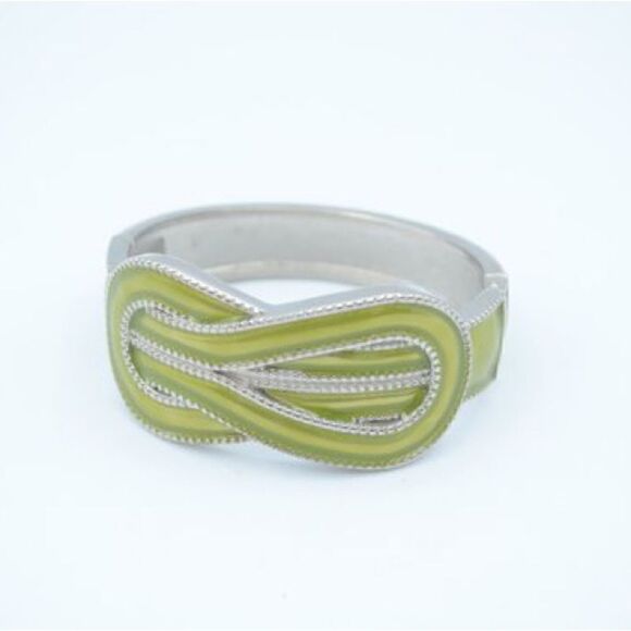 Green Enamel Hinged Cuff Bracelet With Rope Motif. - Picture 1 of 5